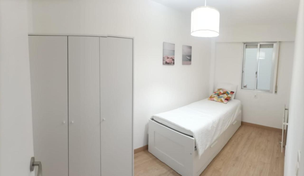 Precioso Apartamento En Primera Linea De Playa Vilagarcia de Arousa Exterior photo